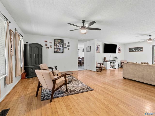 41 Pine Lane, Sardis City, AL 35956