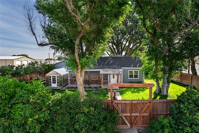 108 3rd Ave, Custer, MT 59024