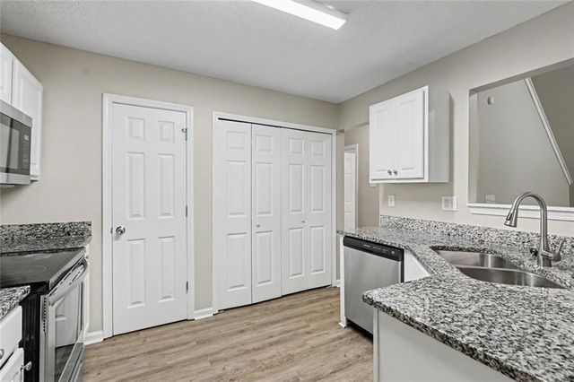 4534 Ravenwood Place, Union City, GA 30291
