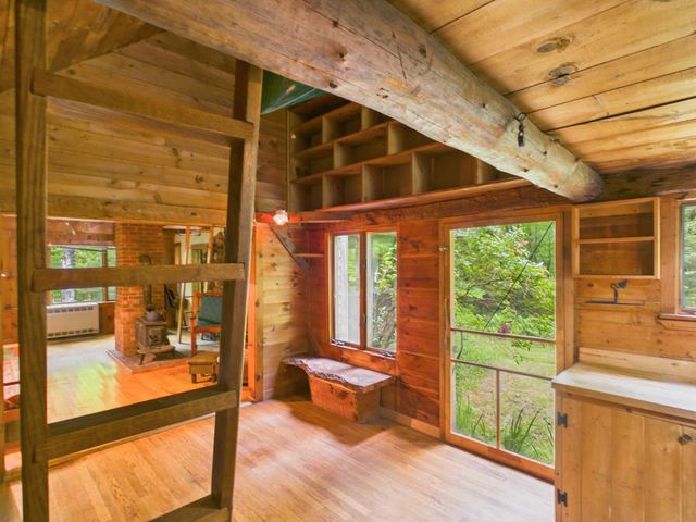 699 Kinsman Road, Grafton, NH 03240