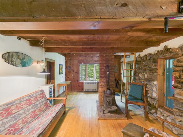 699 Kinsman Road, Grafton, NH 03240