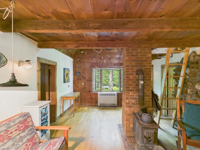 699 Kinsman Road, Grafton, NH 03240