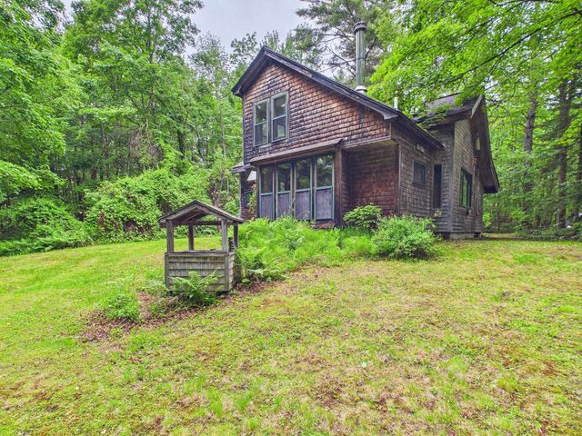 699 Kinsman Road, Grafton, NH 03240