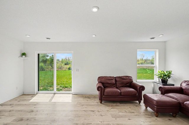 11122 Polk Street NE, Blaine, MN 55434