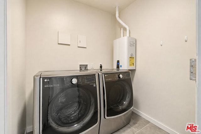 1404 S Van Ness Avenue, Los Angeles, CA 90019