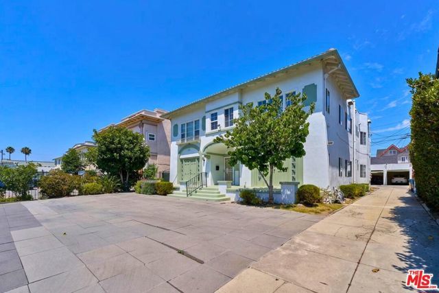 1404 S Van Ness Avenue, Los Angeles, CA 90019
