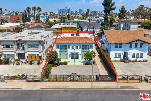 1404 S Van Ness Avenue, Los Angeles, CA 90019
