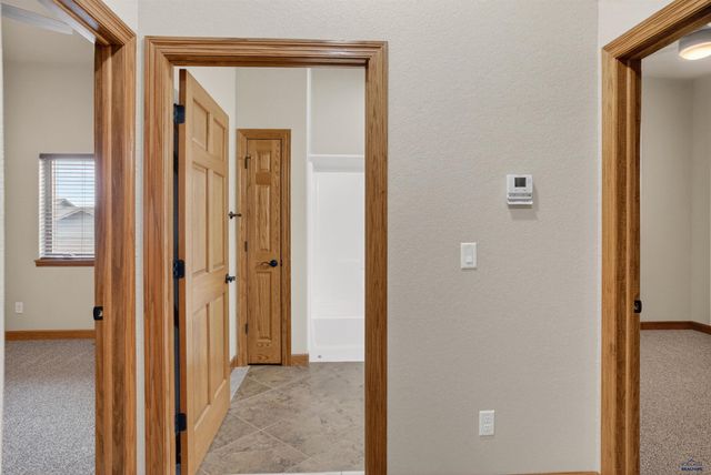 310 DUNBAR CT, Rapid City, SD 57701