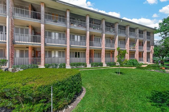 6547 Bayou Glen Road, Houston, TX 77057