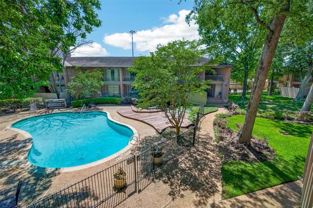 6547 Bayou Glen Road, Houston, TX 77057