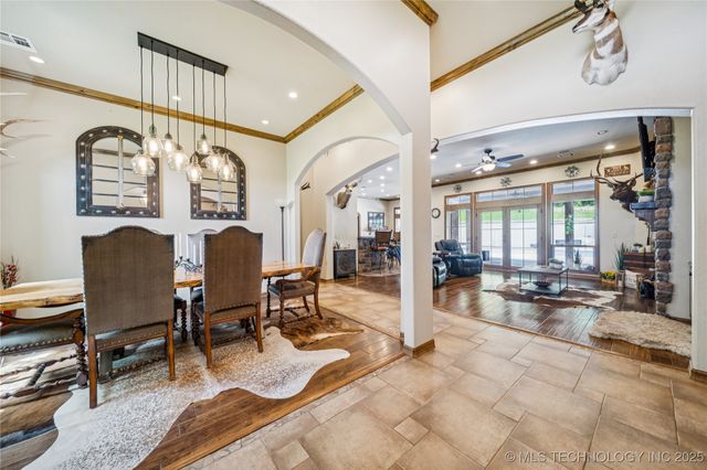 3751 N 427 Road, Pryor, OK 74361