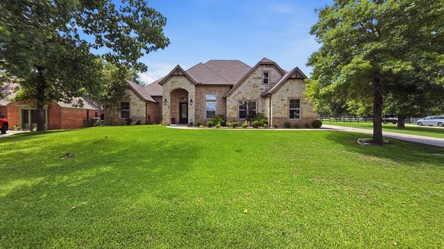 9709 Bellechase Road, Granbury, TX 76049