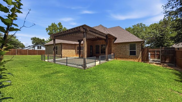 9709 Bellechase Road, Granbury, TX 76049
