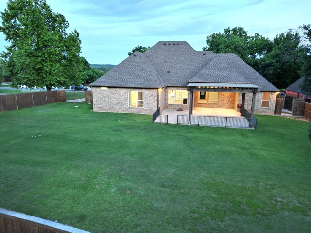 9709 Bellechase Road, Granbury, TX 76049