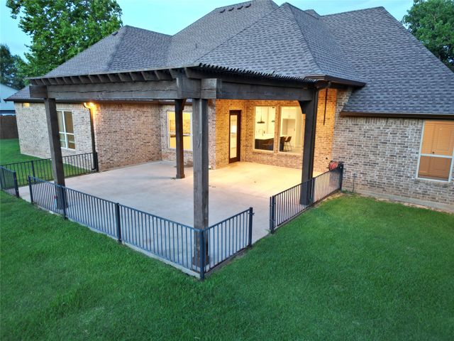 9709 Bellechase Road, Granbury, TX 76049