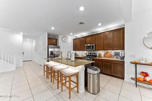 646 W Calle El Teclado, Sahuarita, AZ 85629