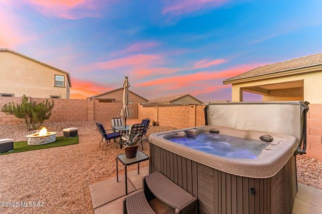 646 W Calle El Teclado, Sahuarita, AZ 85629