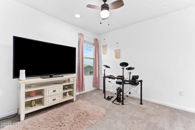 646 W Calle El Teclado, Sahuarita, AZ 85629