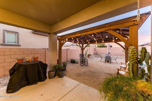 646 W Calle El Teclado, Sahuarita, AZ 85629