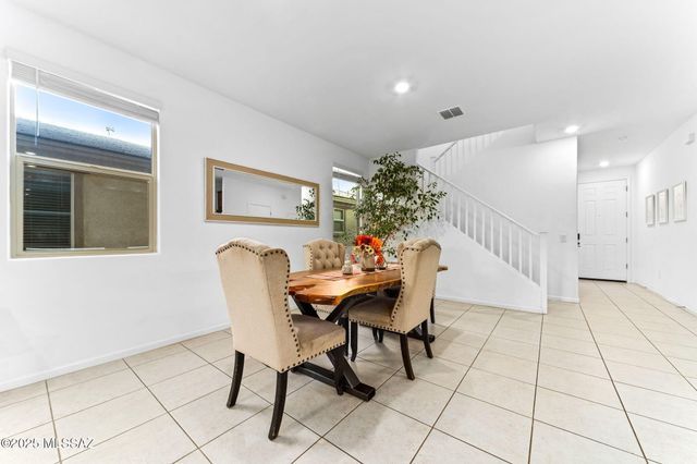 646 W Calle El Teclado, Sahuarita, AZ 85629