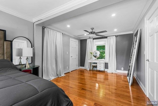 542 Kenwood Place, Teaneck, NJ 07666