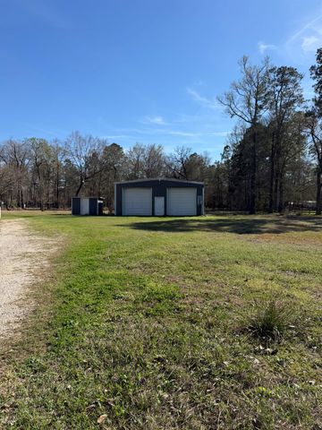 377 County Road 130, Liberty, TX 77575