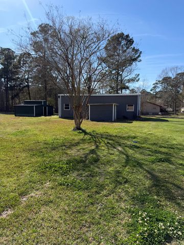 377 County Road 130, Liberty, TX 77575