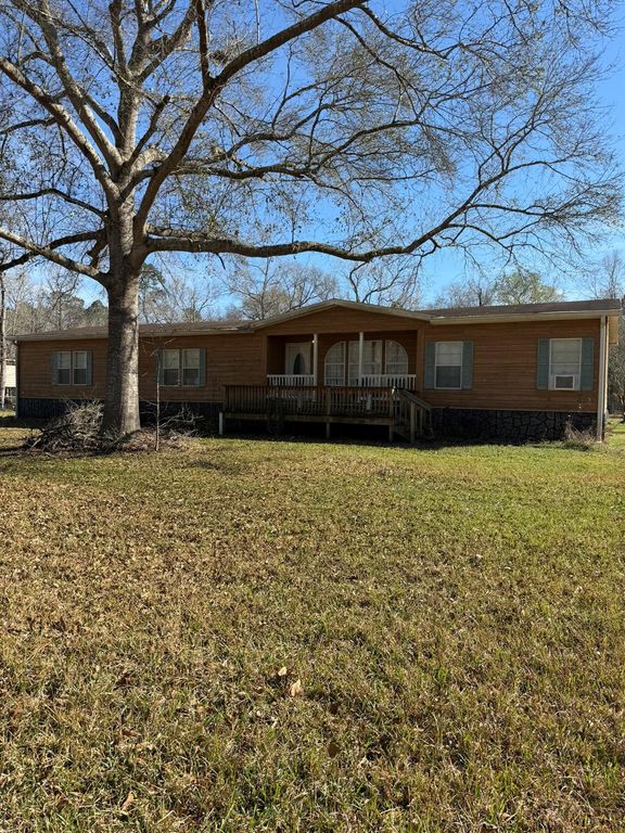 377 County Road 130, Liberty, TX 77575