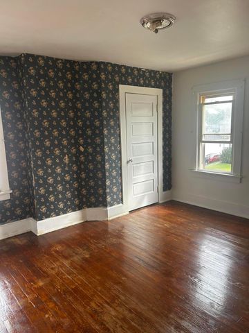 273 Woods Avenue, Newark, OH 43055
