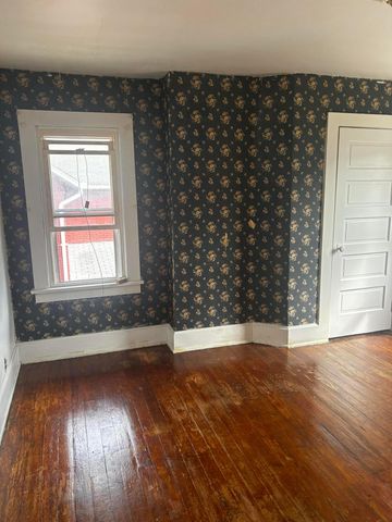 273 Woods Avenue, Newark, OH 43055