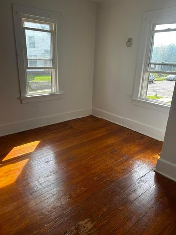 273 Woods Avenue, Newark, OH 43055