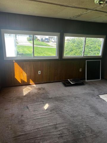 273 Woods Avenue, Newark, OH 43055