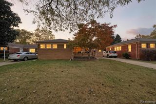6345 Kolb Avenue, Allen Park, MI 48101