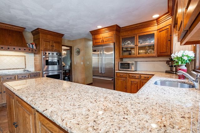 31 Tamarock Ter, Stoneham, MA 02180