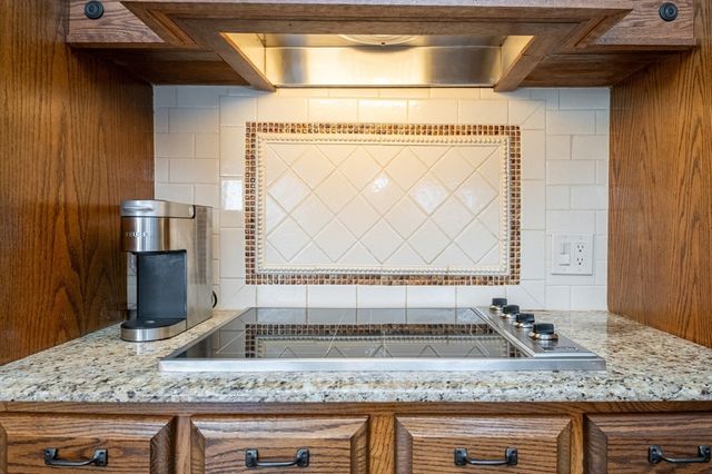 31 Tamarock Ter, Stoneham, MA 02180