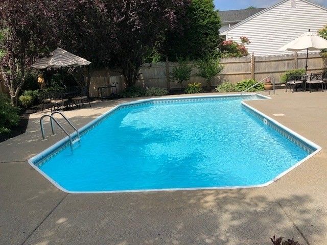 31 Tamarock Ter, Stoneham, MA 02180