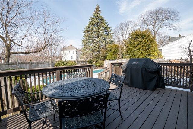 31 Tamarock Ter, Stoneham, MA 02180