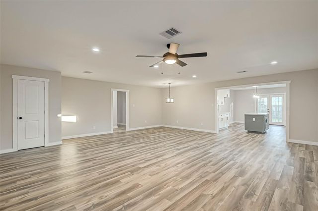 2111 Nina Lee Lane, Houston, TX 77018