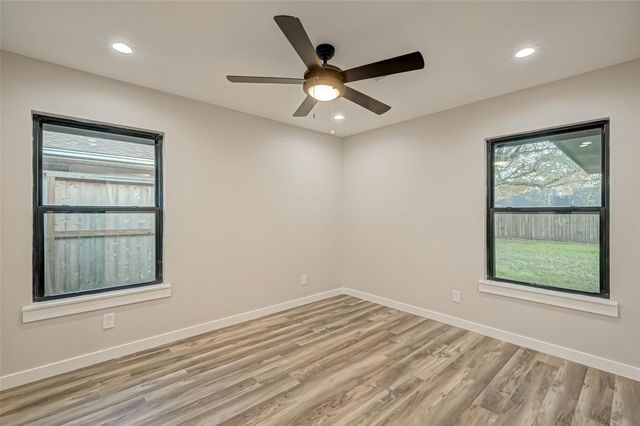 2111 Nina Lee Lane, Houston, TX 77018