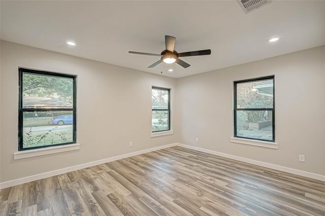 2111 Nina Lee Lane, Houston, TX 77018