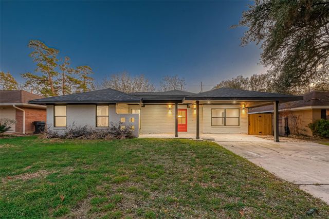 2111 Nina Lee Lane, Houston, TX 77018