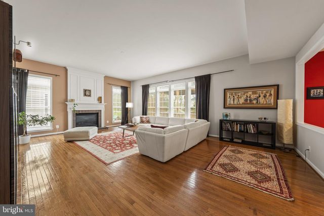 43774 BROWNBURG PL, Chantilly, VA 20152