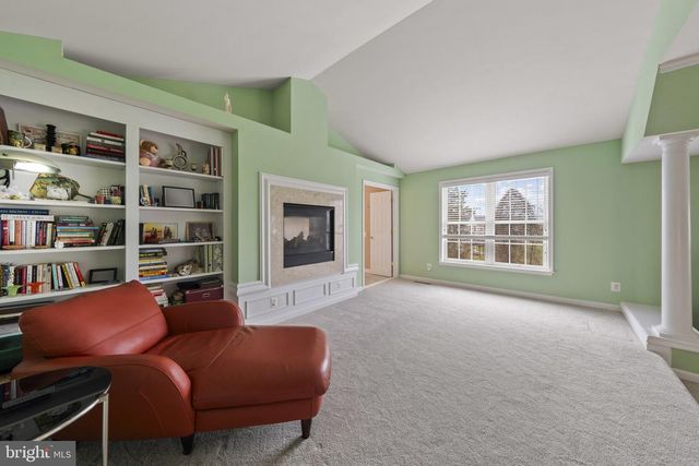 43774 BROWNBURG PL, Chantilly, VA 20152