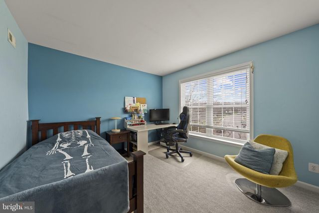 43774 BROWNBURG PL, Chantilly, VA 20152