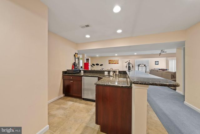 43774 BROWNBURG PL, Chantilly, VA 20152