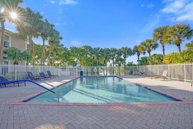 10581 NW 57TH Court, Coral Springs, FL 33076