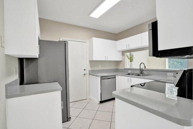 10581 NW 57TH Court, Coral Springs, FL 33076