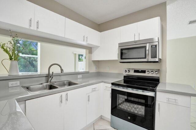 10581 NW 57TH Court, Coral Springs, FL 33076
