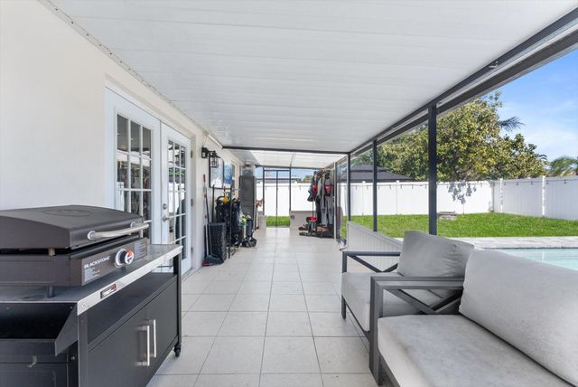 9750 Alaska Circle, Boca Raton, FL 33434