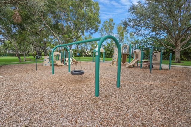 9750 Alaska Circle, Boca Raton, FL 33434